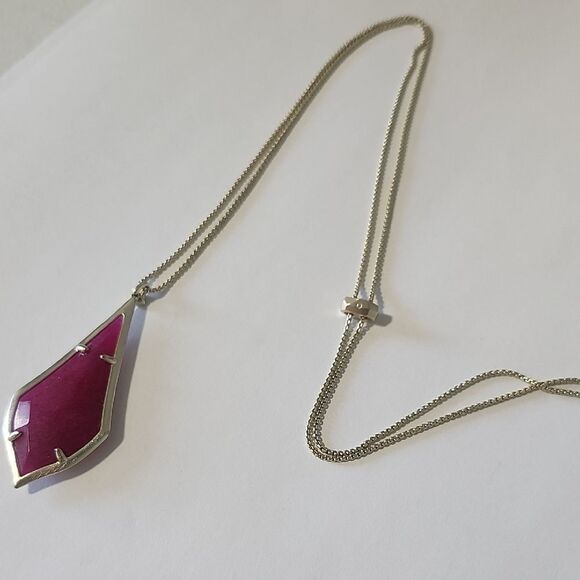 Kendra Scott Olivia Necklace - Picture 4 of 5